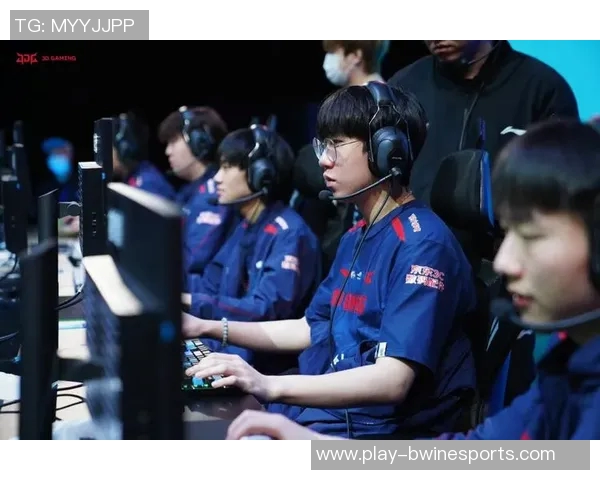 英雄联盟力量排行榜最新出炉JDG战队荣登第六名引发热议