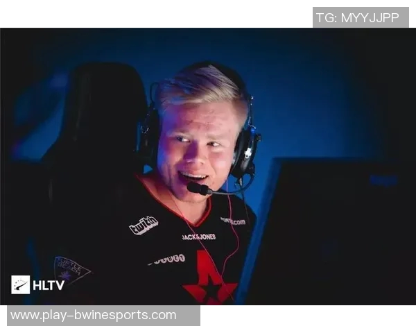 深度探讨李伟在CSGO与S15LOL中的成长与挑战之路 深度探讨李伟在CSGO与S15LOL中的成长与挑战之路